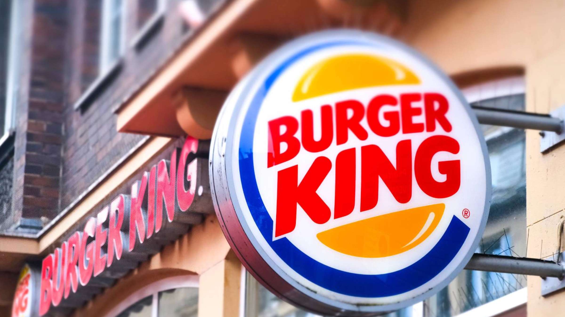 Working at Burger King 【 2024